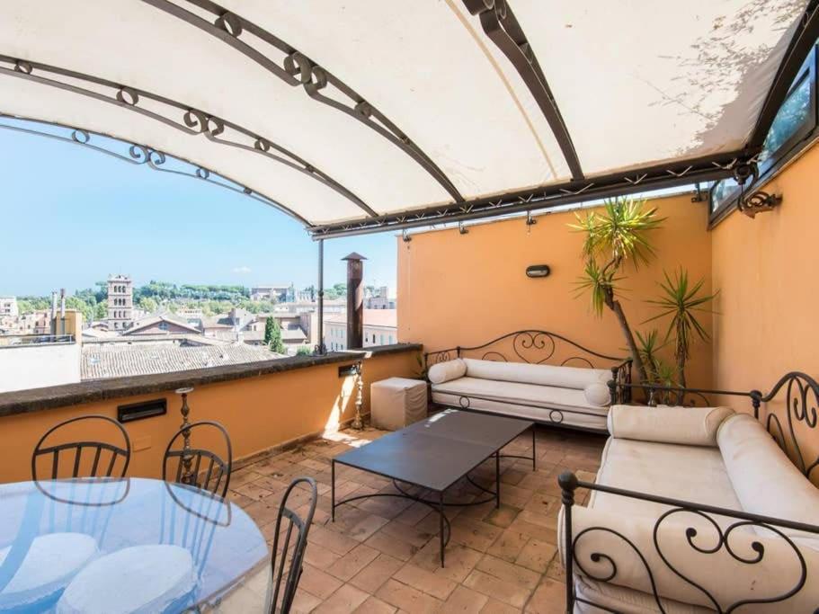 Panoramic Terrace Trastevere * Rom